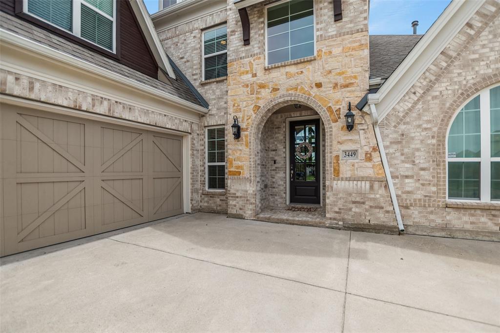 3449 Ridgecross Drive Property Photo 3