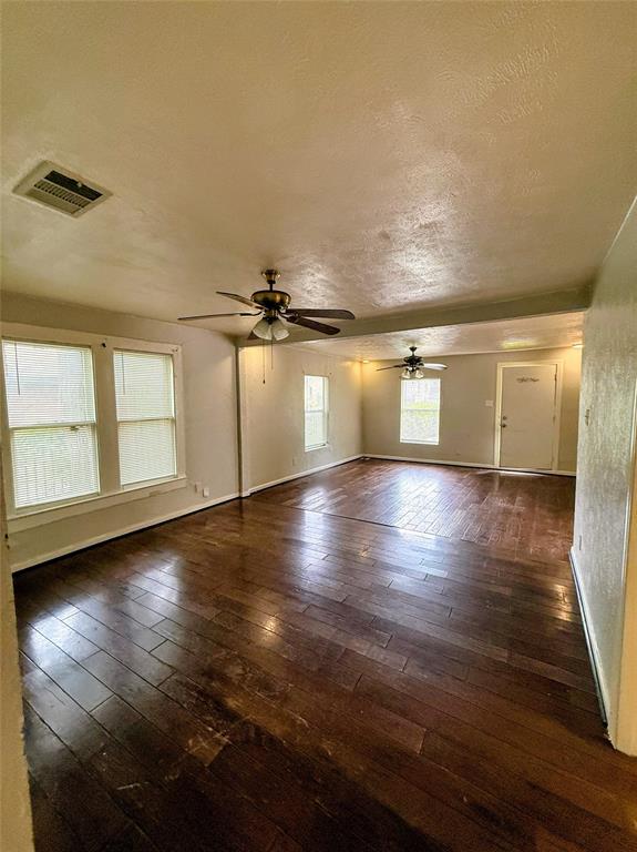 1007 W Clarendon Drive Property Photo 5