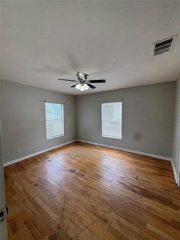 1007 W Clarendon Drive Property Photo 8