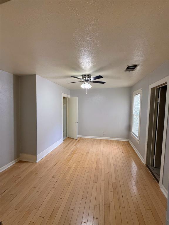 1007 W Clarendon Drive Property Photo 9