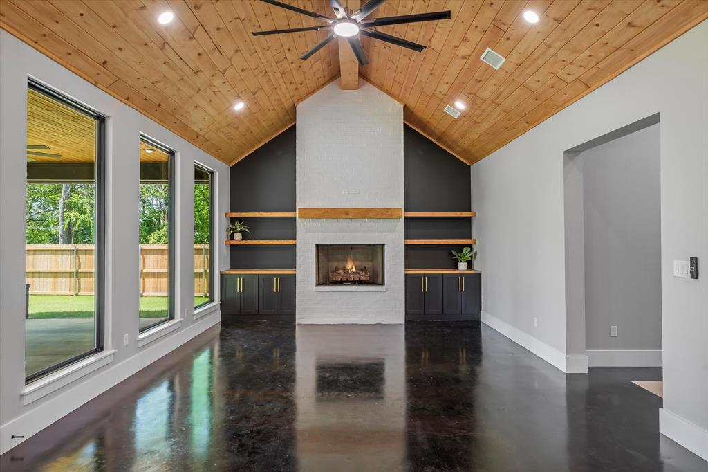12253 Madison Xing Property Photo 14