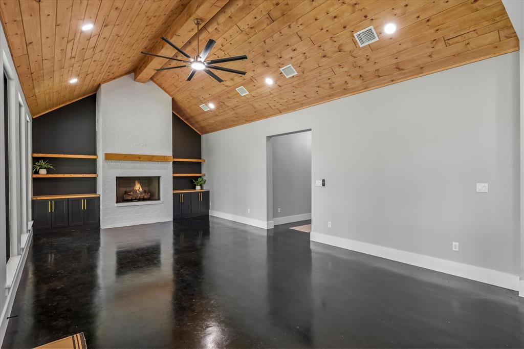 12253 Madison Xing Property Photo 15