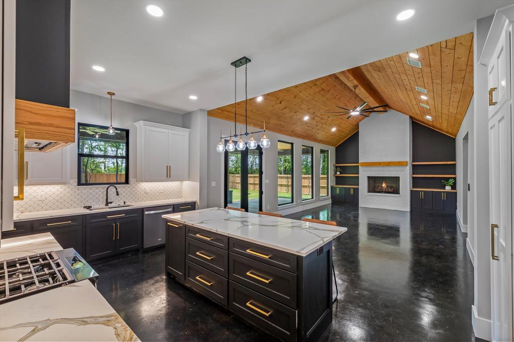 12253 Madison Xing Property Photo 19