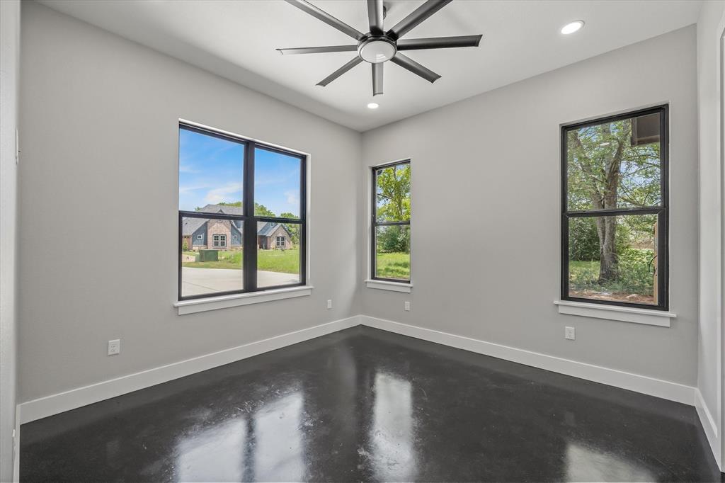 12253 Madison Xing Property Photo 31