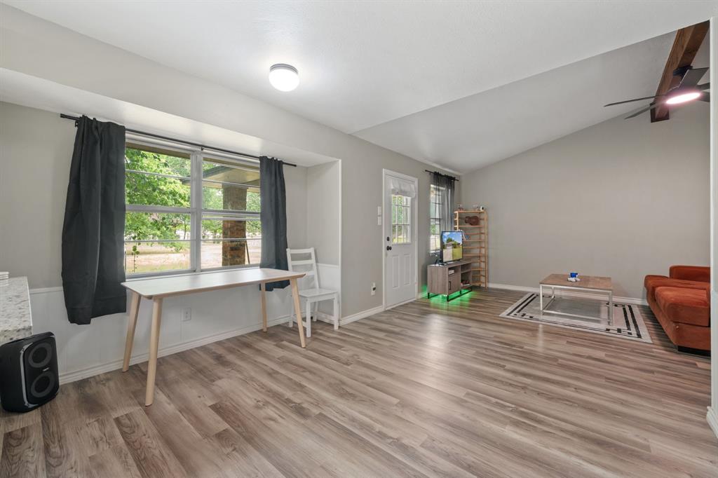 2 Finley Circle Property Photo 12