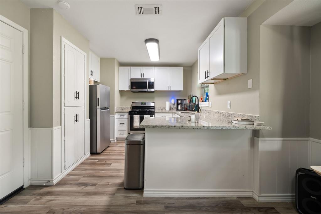 2 Finley Circle Property Photo 13