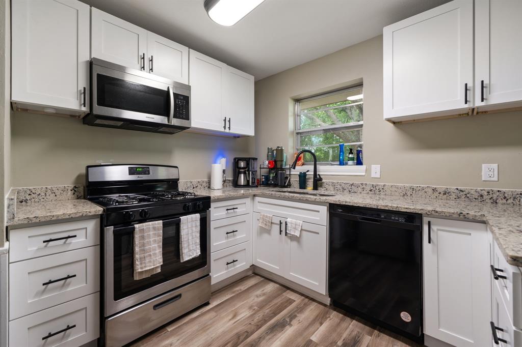 2 Finley Circle Property Photo 16