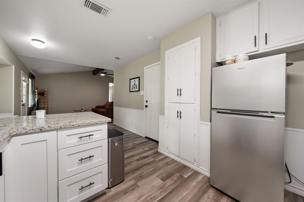 2 Finley Circle Property Photo 17