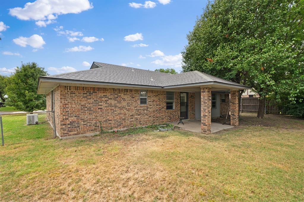 2 Finley Circle Property Photo 27