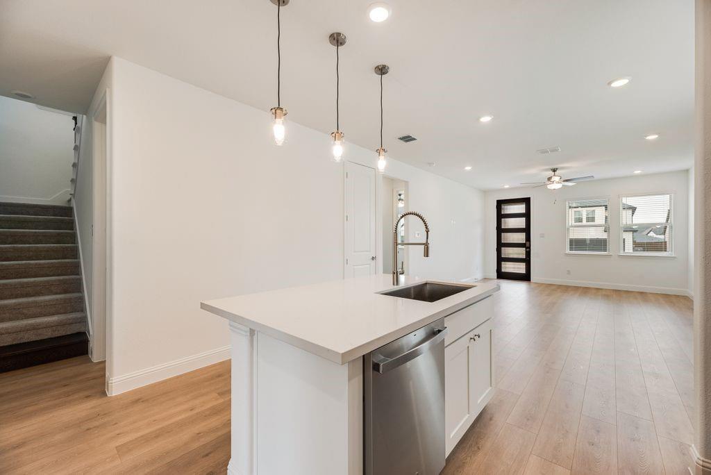 1149 Beautyberry Lane Property Photo 8