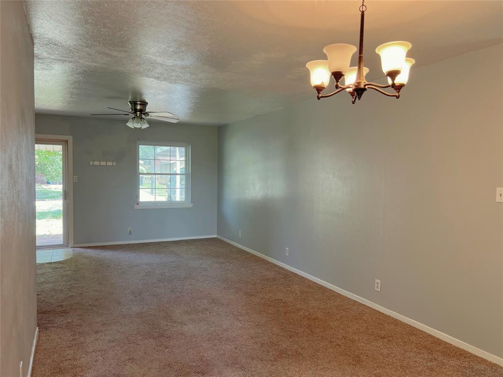 1407 Ruidosa Property Photo 3