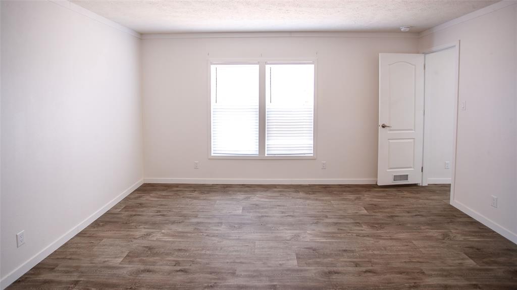 887 Briar Creek Property Photo 8