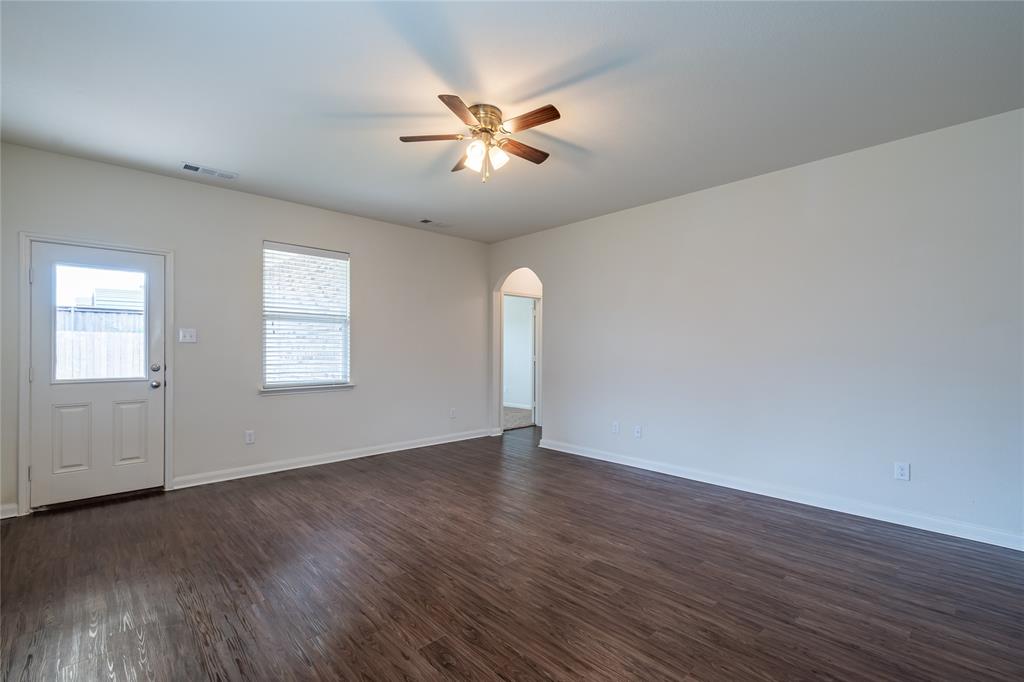 1911 Hot Springs Way Property Photo 19