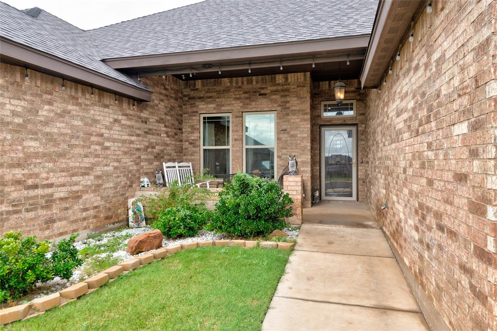 6418 Milestone Drive Property Photo 4