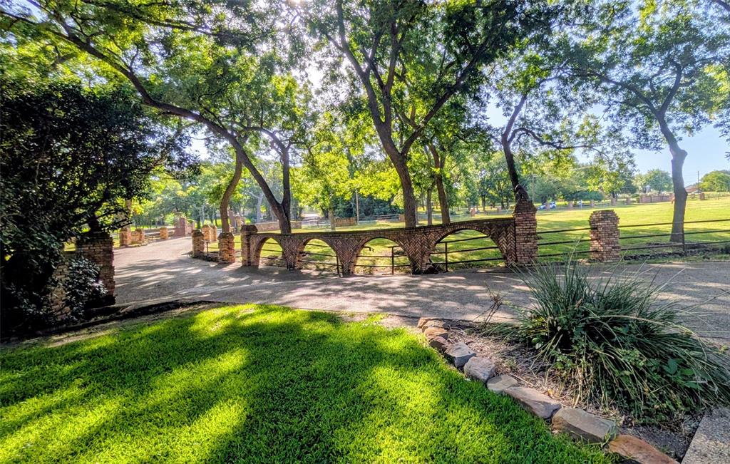 1431 S Houston School Road Property Photo 6