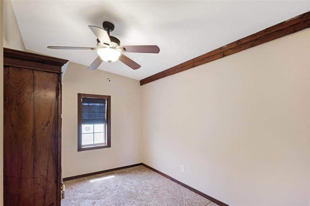 11054 County Road 2464 Property Photo 34
