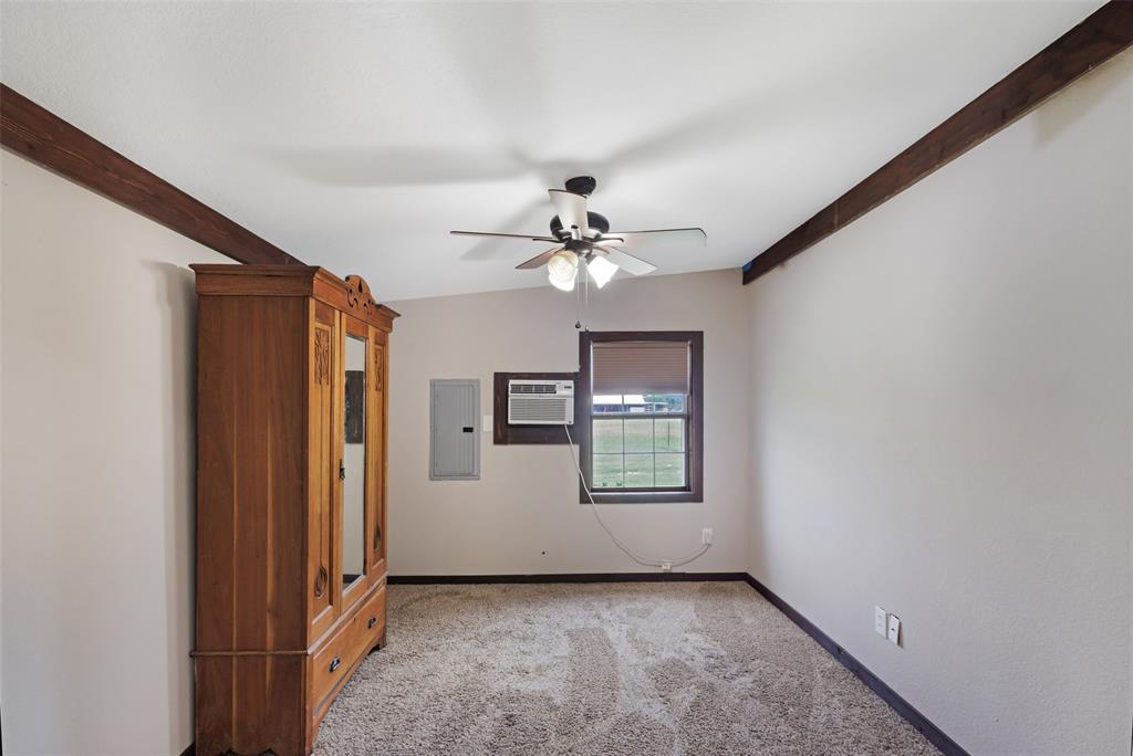 11054 County Road 2464 Property Photo 36