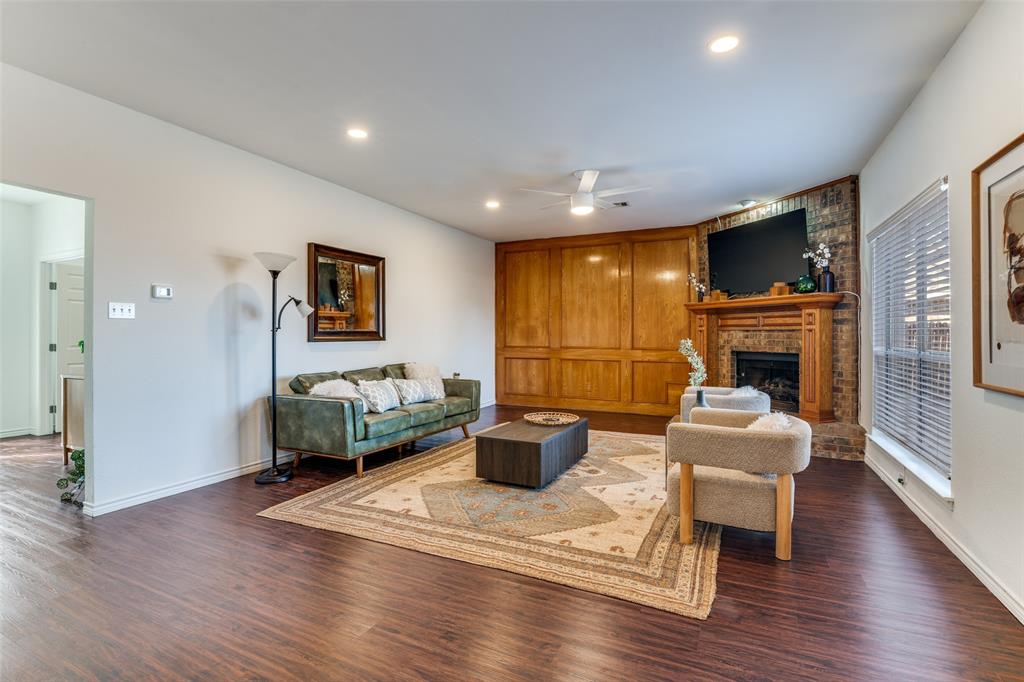6814 Silver Lake Drive Property Photo 7