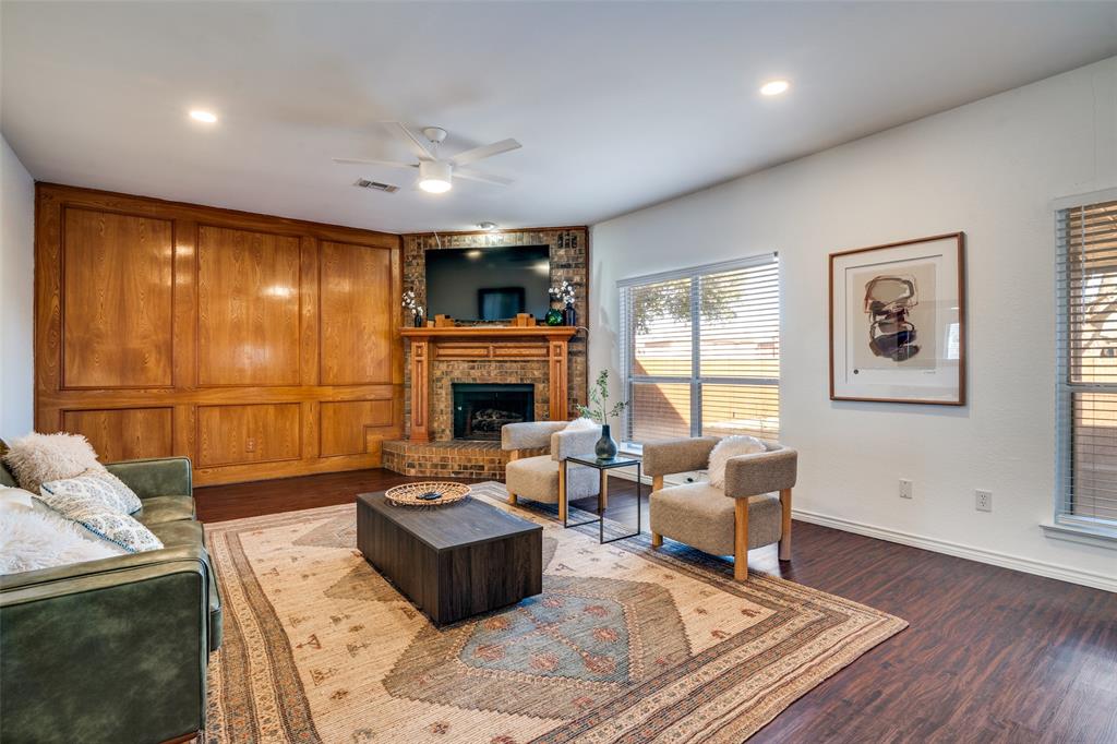 6814 Silver Lake Drive Property Photo 8