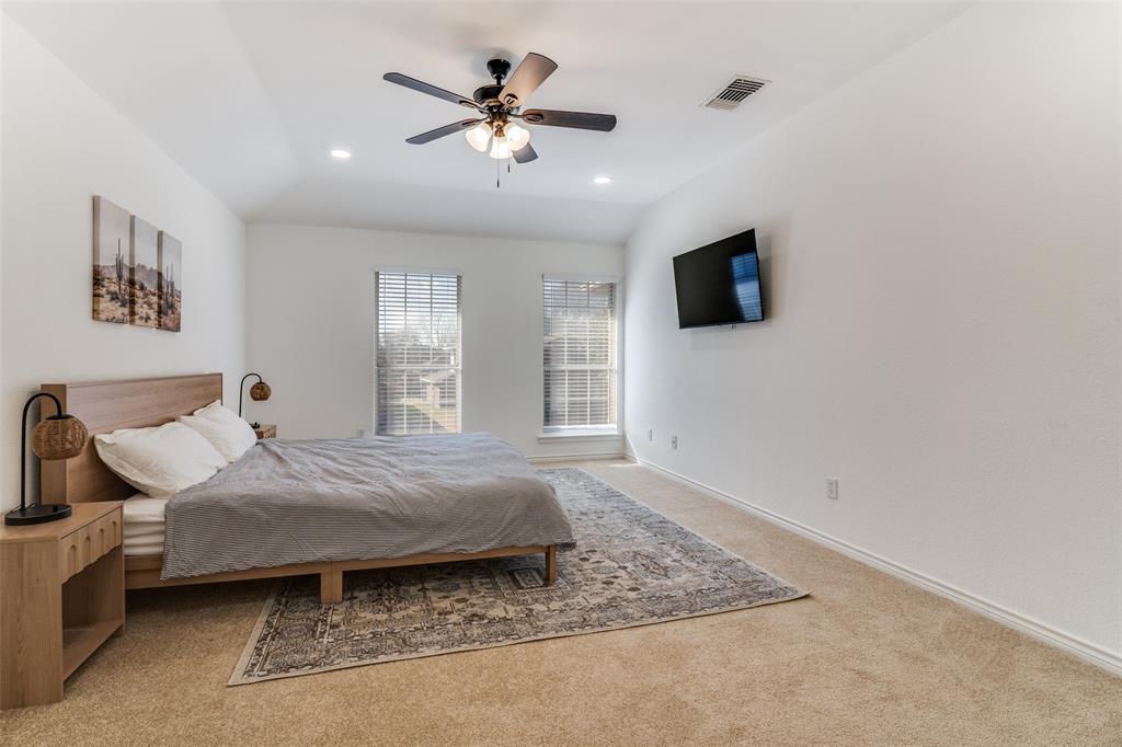 6814 Silver Lake Drive Property Photo 13