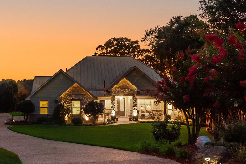 24060 Red Azalea Property Photo 2