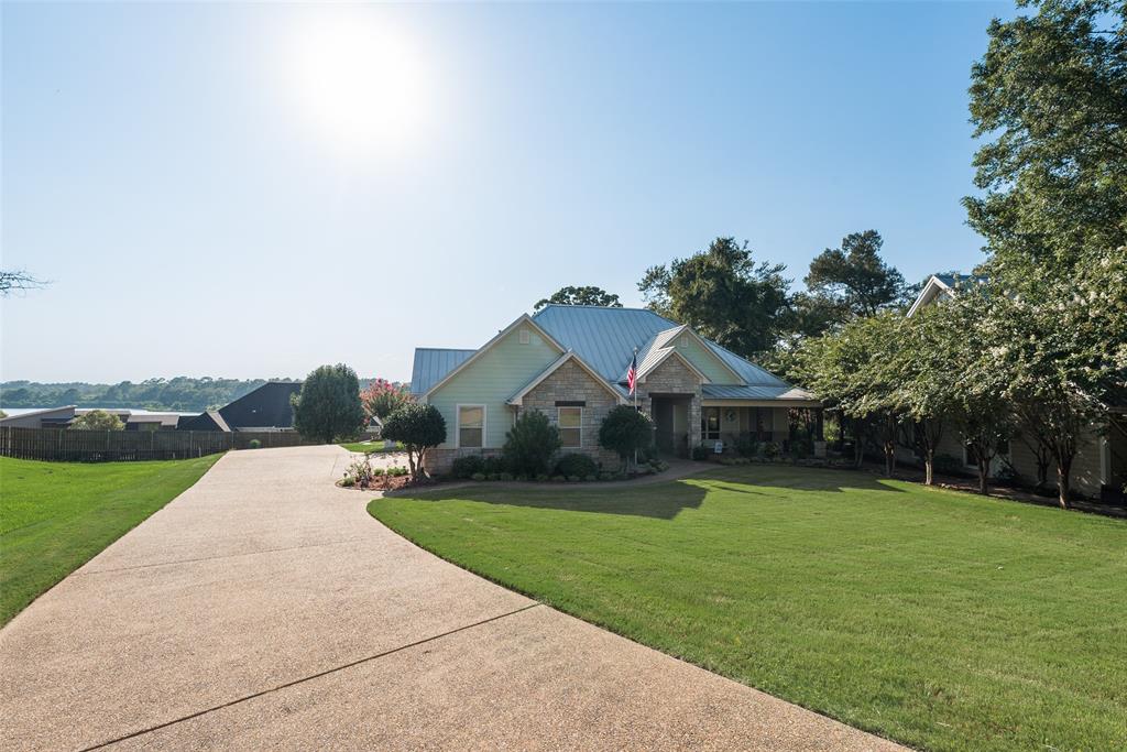 24060 Red Azalea Property Photo 4