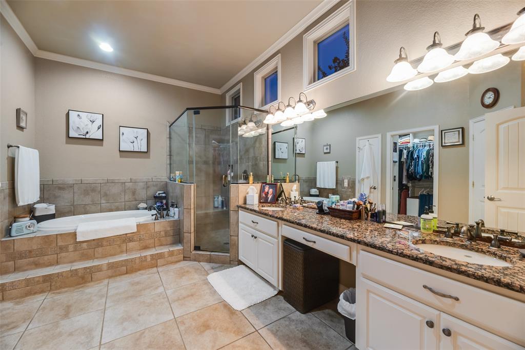 24060 Red Azalea Property Photo 24