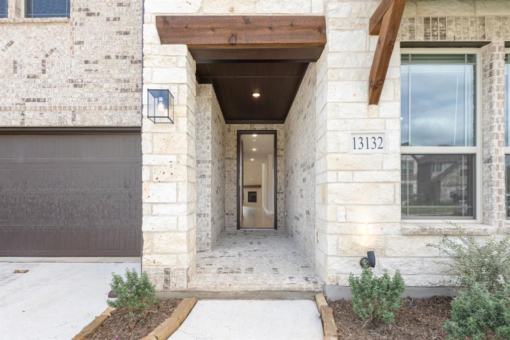 13132 Limestone Street Property Photo 4