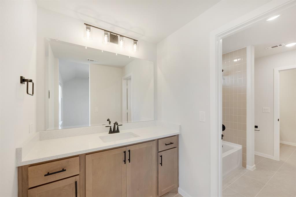 13132 Limestone Street Property Photo 33