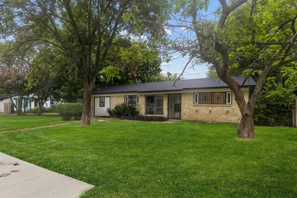 9925 Homeplace Drive Property Photo 1