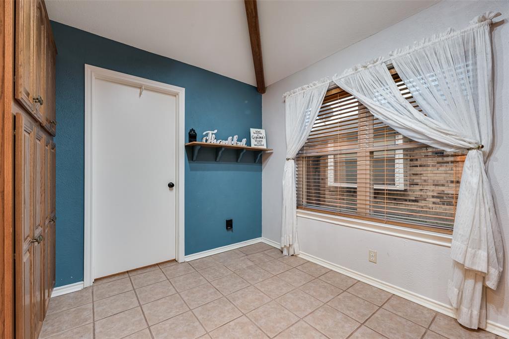 800 Brownfield Drive Property Photo 6