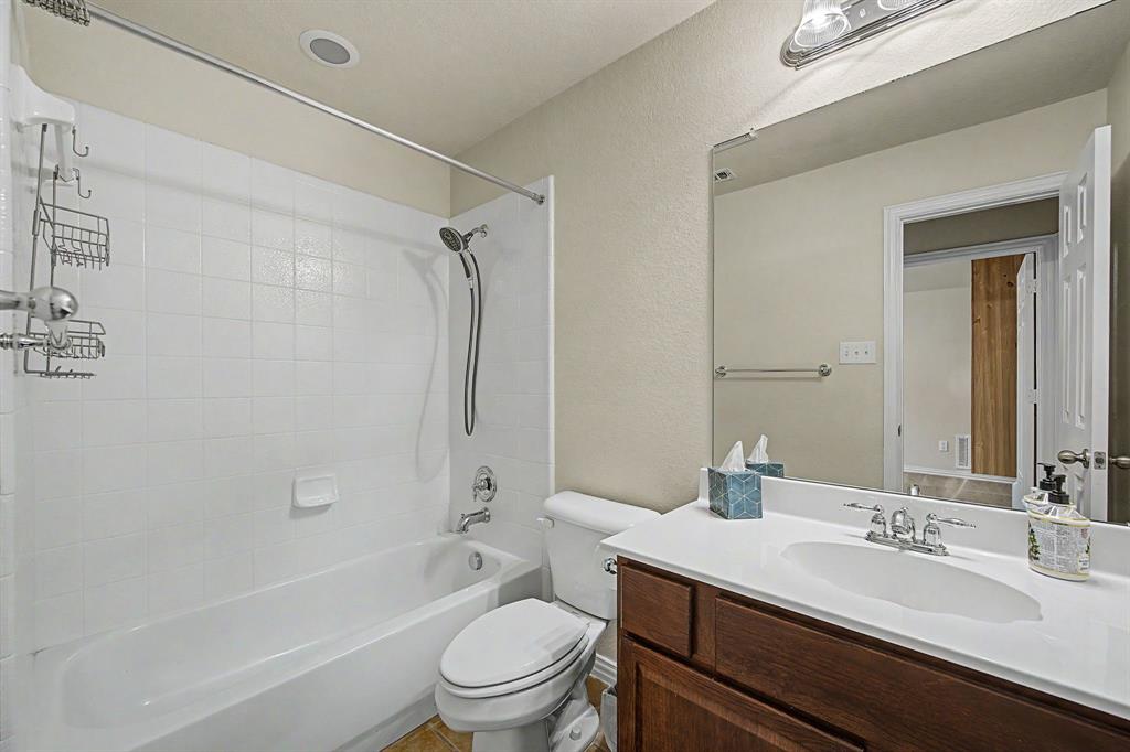 518 Collins Lane Property Photo 27