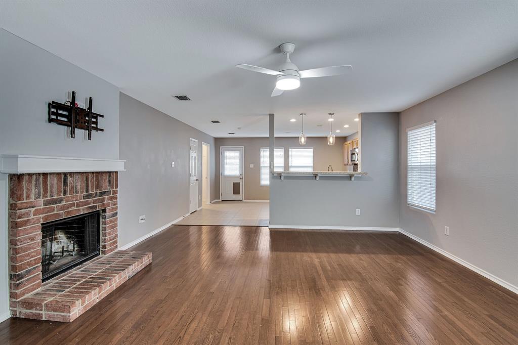 1817 Kittredge Way Property Photo 3