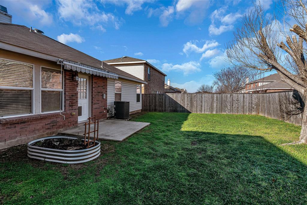 1817 Kittredge Way Property Photo 15