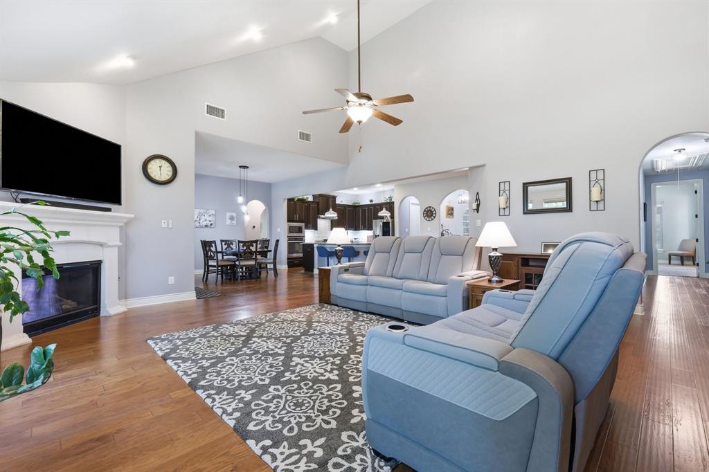 138 Dogwood Drive Property Photo 3