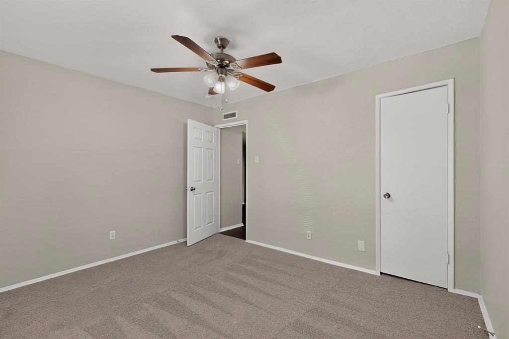 433 Solitude Drive Property Photo 33