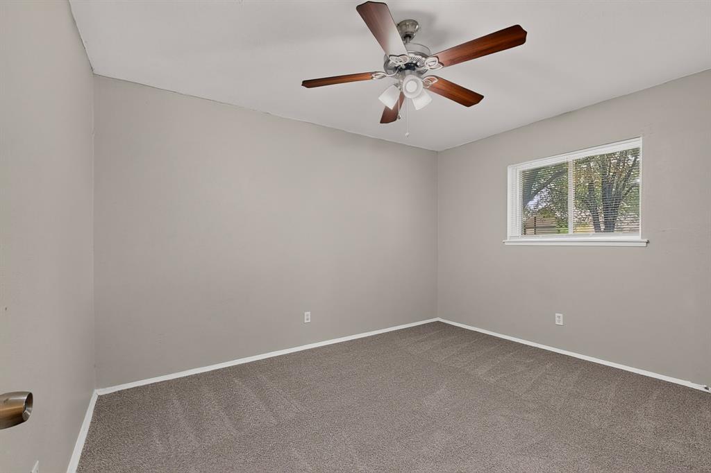 433 Solitude Drive Property Photo 35