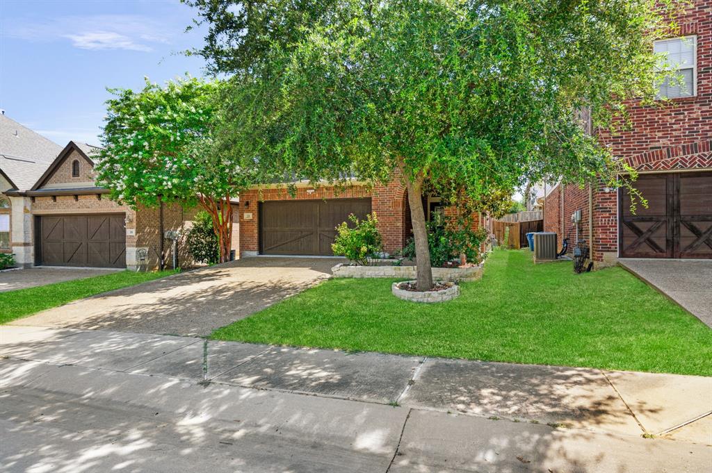 220 Sir Brine Drive Property Photo 1