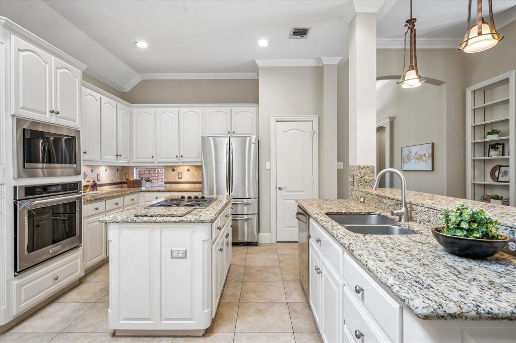 6708 Myrtle Beach Drive Property Photo 11