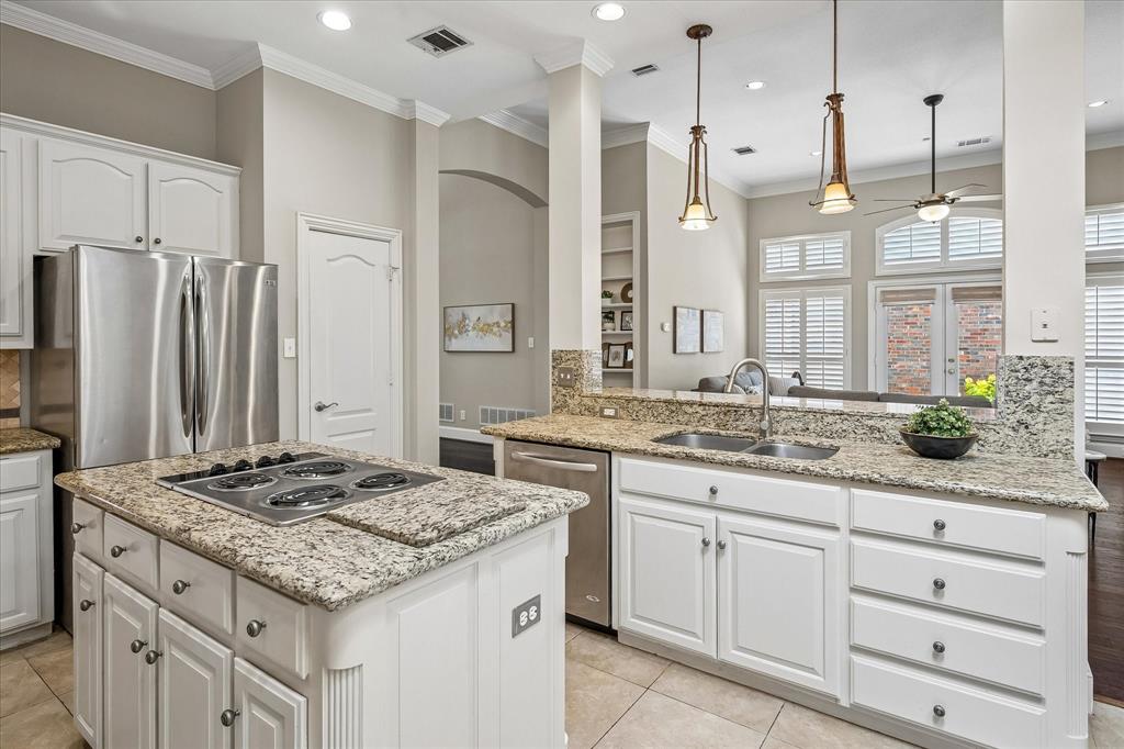 6708 Myrtle Beach Drive Property Photo 12