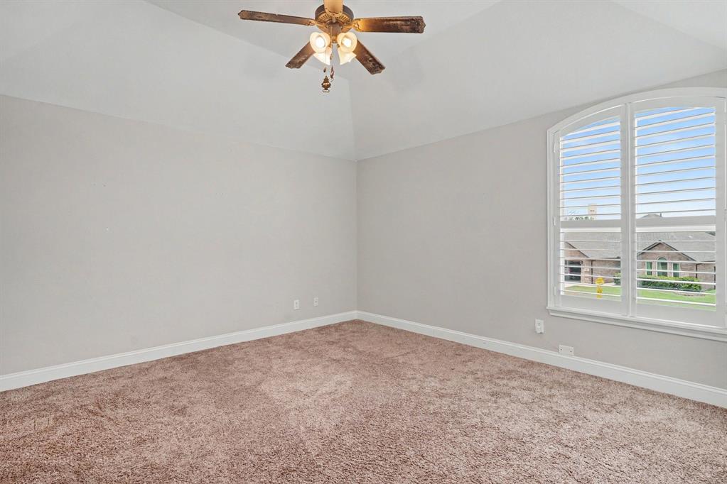 5520 Champlain Drive Property Photo 26
