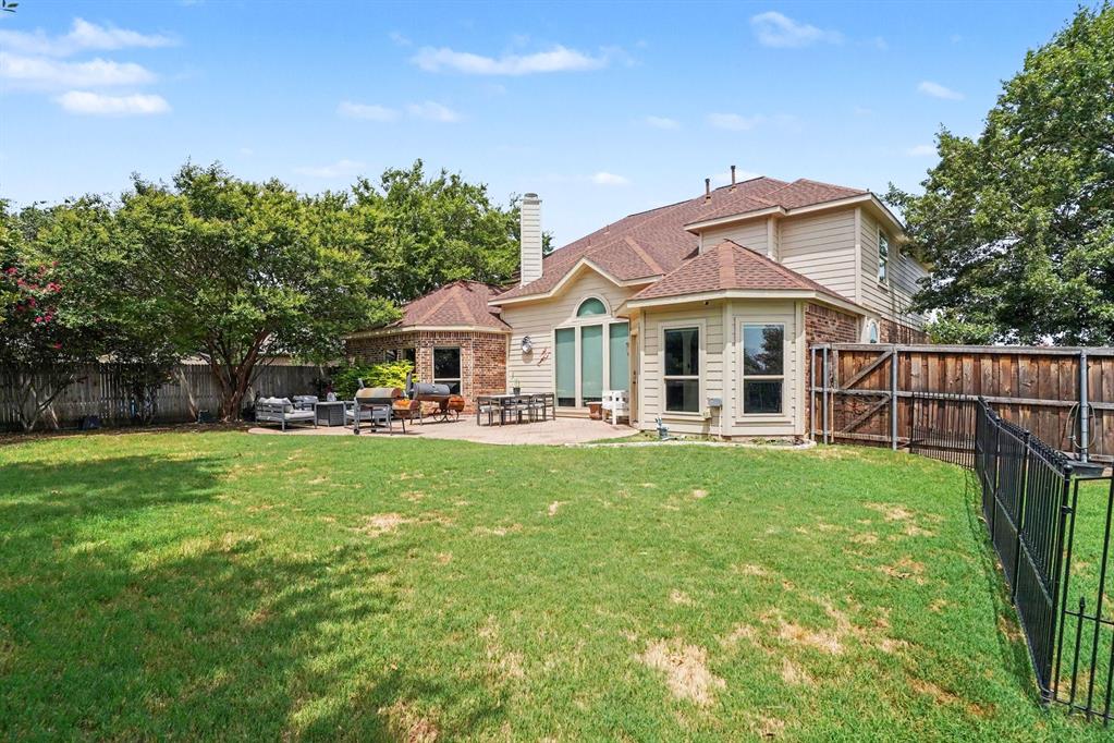 5520 Champlain Drive Property Photo 31
