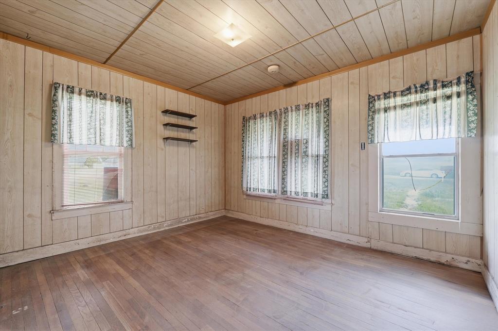 10847 Elk Road Property Photo 13