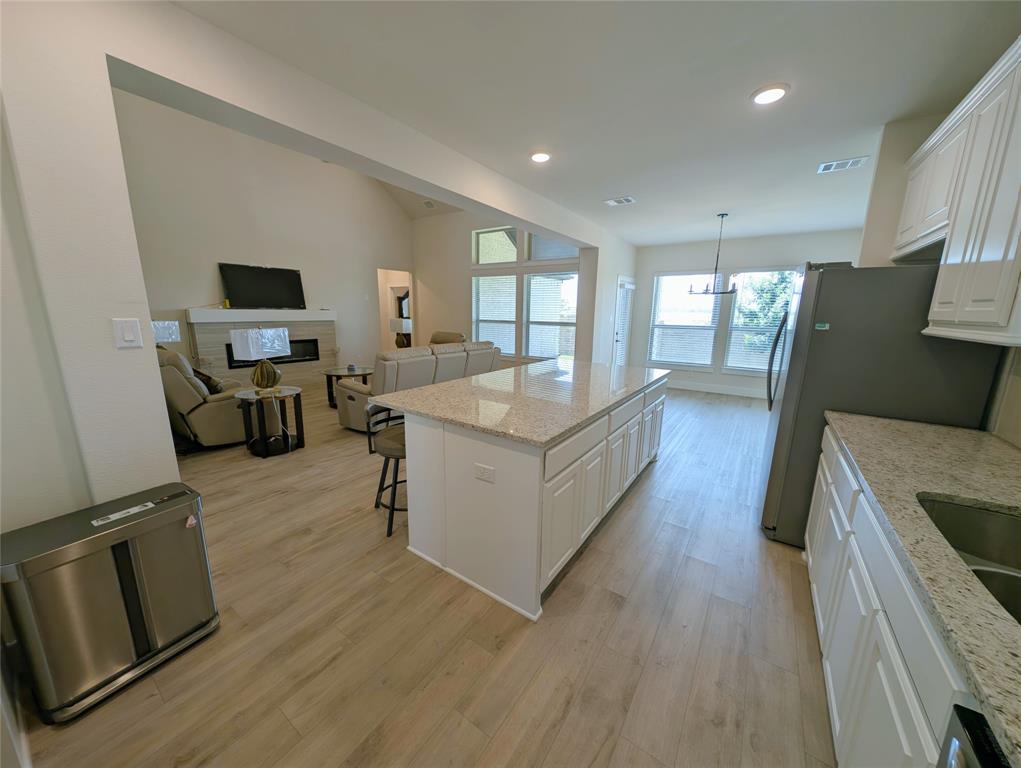3317 Cross Shore Drive Property Photo 3