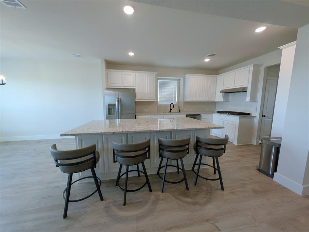 3317 Cross Shore Drive Property Photo 4