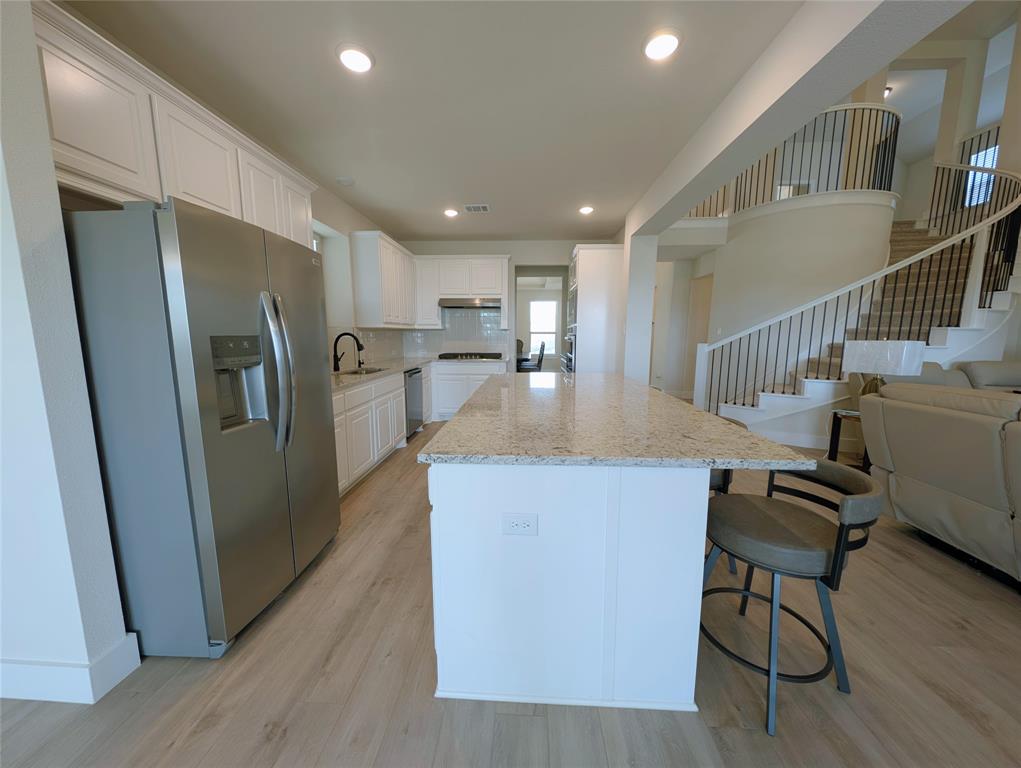 3317 Cross Shore Drive Property Photo 5