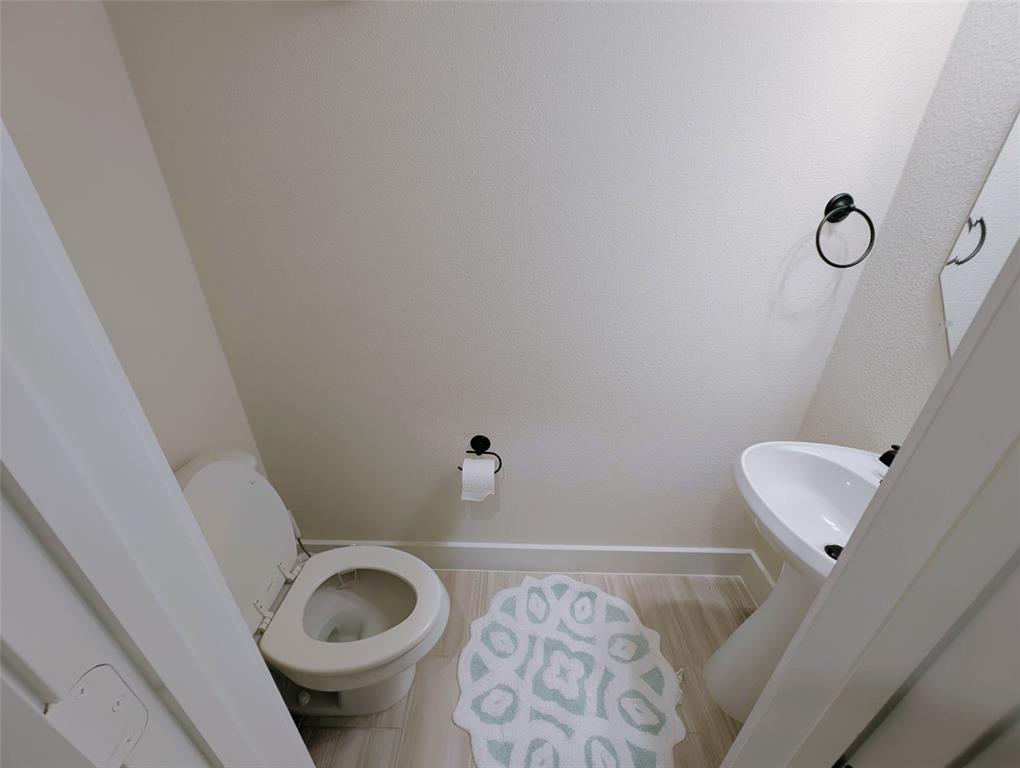 3317 Cross Shore Drive Property Photo 7