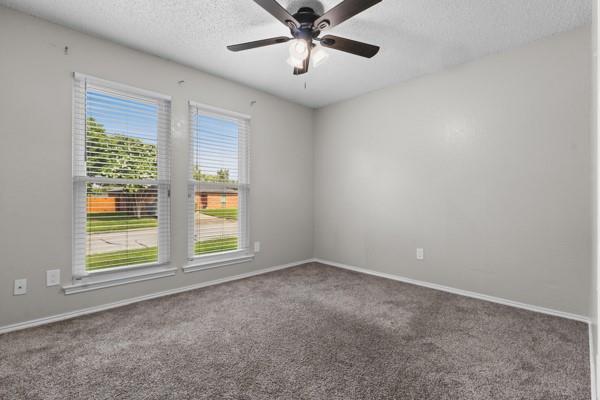 6613 Constitution Drive Property Photo 20