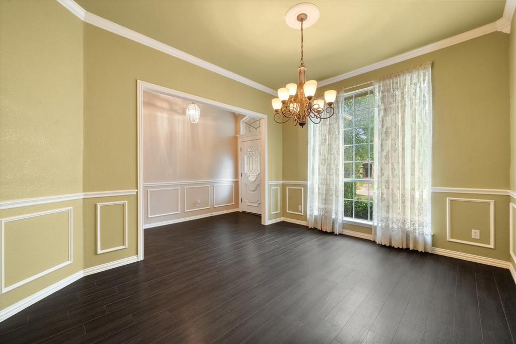 8904 Thornway Drive Property Photo 8