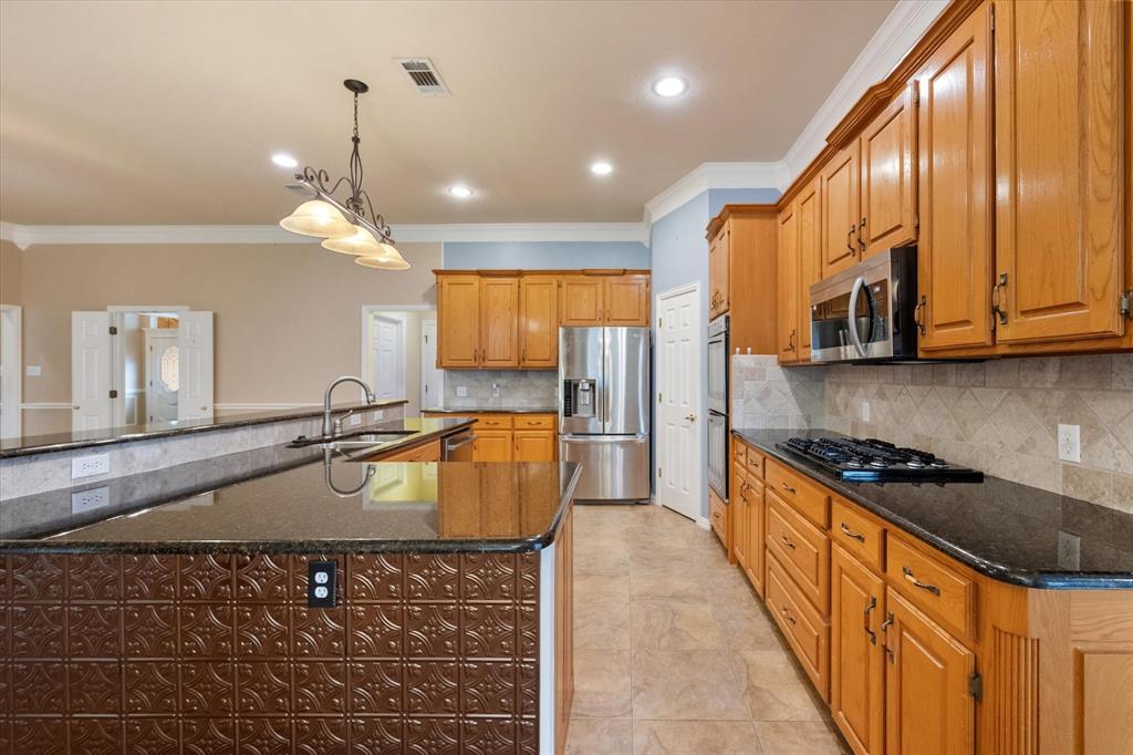 8904 Thornway Drive Property Photo 15